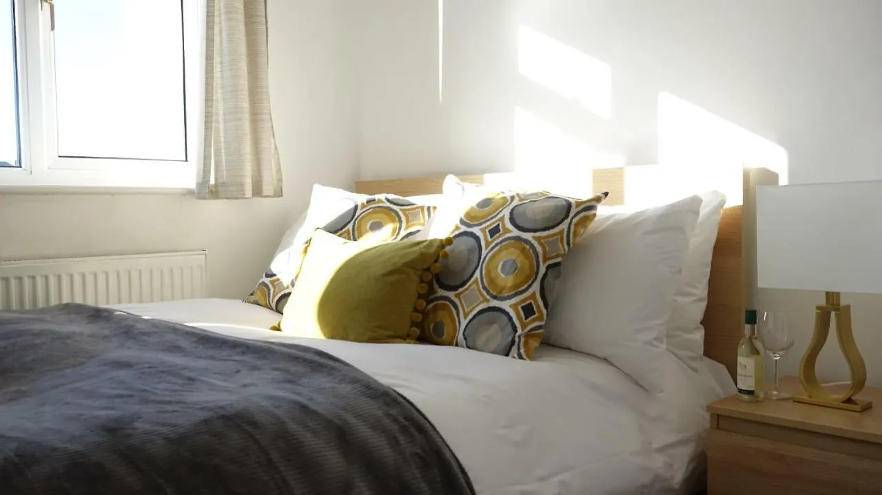 Homestay Airport Garden Rooms Feltham United Kingdom